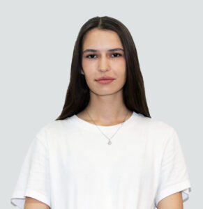 Мария - менеджер